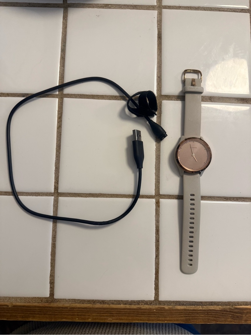 garmin vivomove 3s hybrid smartwatch/fitness tracker